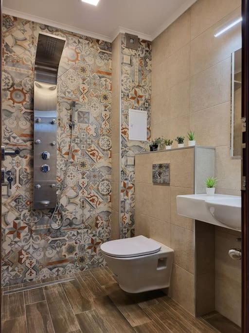 Stylish Apartment Near City Center Пловдив Екстериор снимка