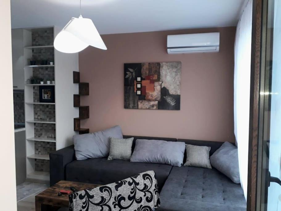 Stylish Apartment Near City Center Пловдив Екстериор снимка